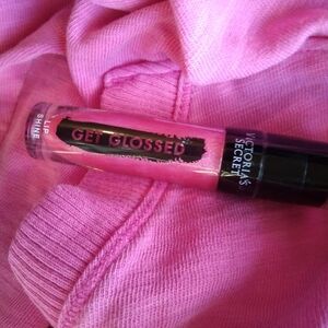 Victoria's Secret Get Glossed Lip Shine - Vibrant Pink